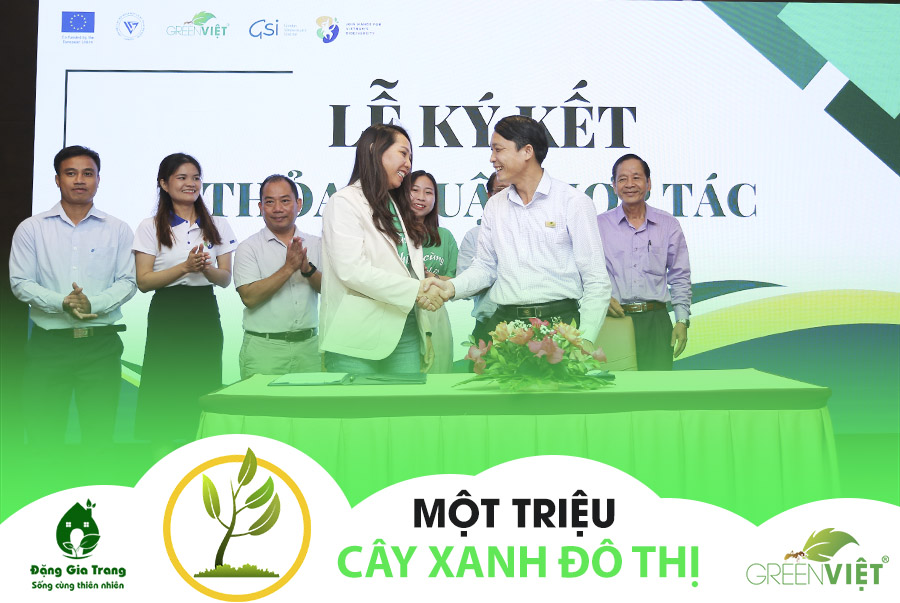 Founder & CEO Đặng Gia Trang và đại diện GreenViet trong buổi lễ ký kết MoU ngày 26/6/2022